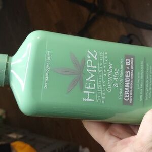 Hempz cucumber & aloe